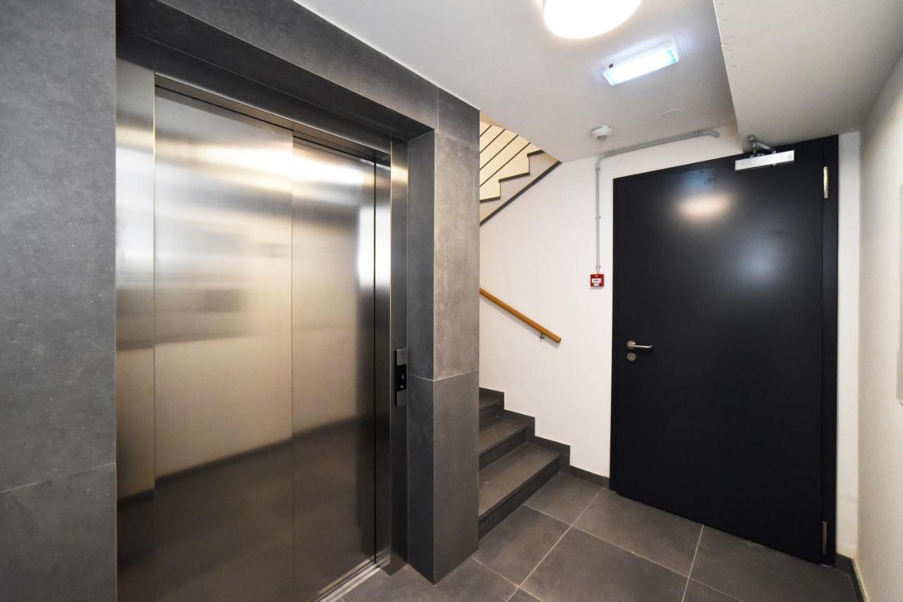 Ophelia Apartment With Parking Загреб Екстериор снимка