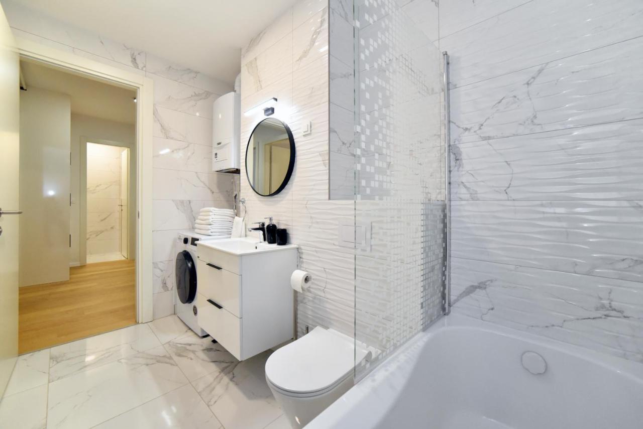 Ophelia Apartment With Parking Загреб Екстериор снимка