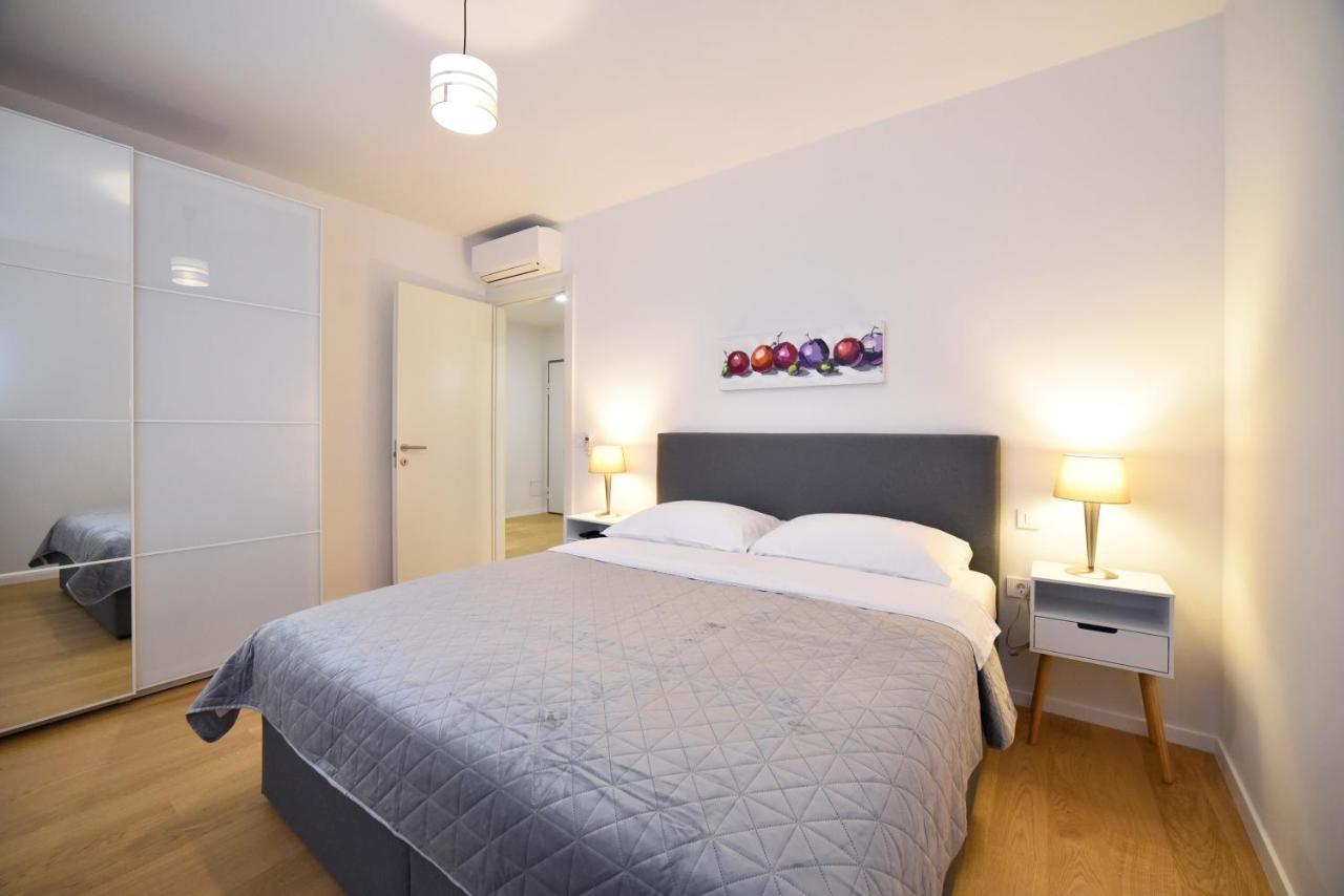 Ophelia Apartment With Parking Загреб Екстериор снимка